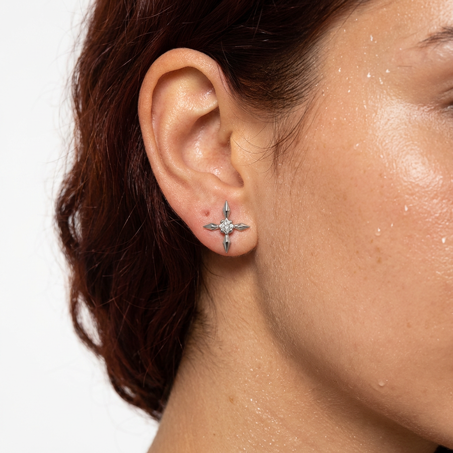 Piercing con punte a stella e zircone in Titanio G23- Piercing per Lobo, helix, forward helix, conch, flat, tragus