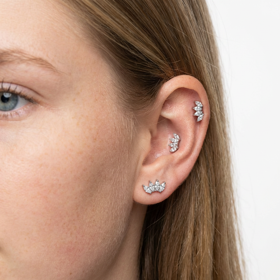 Piercing con quattro zirconi in Titanio G23- Piercing per Lobo, helix, forward helix, conch, flat, tragus