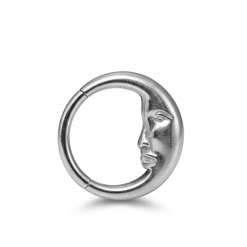 Piercing con mezza luna in Titanio G23 - Piercing per Lobo, helix, daith, septum