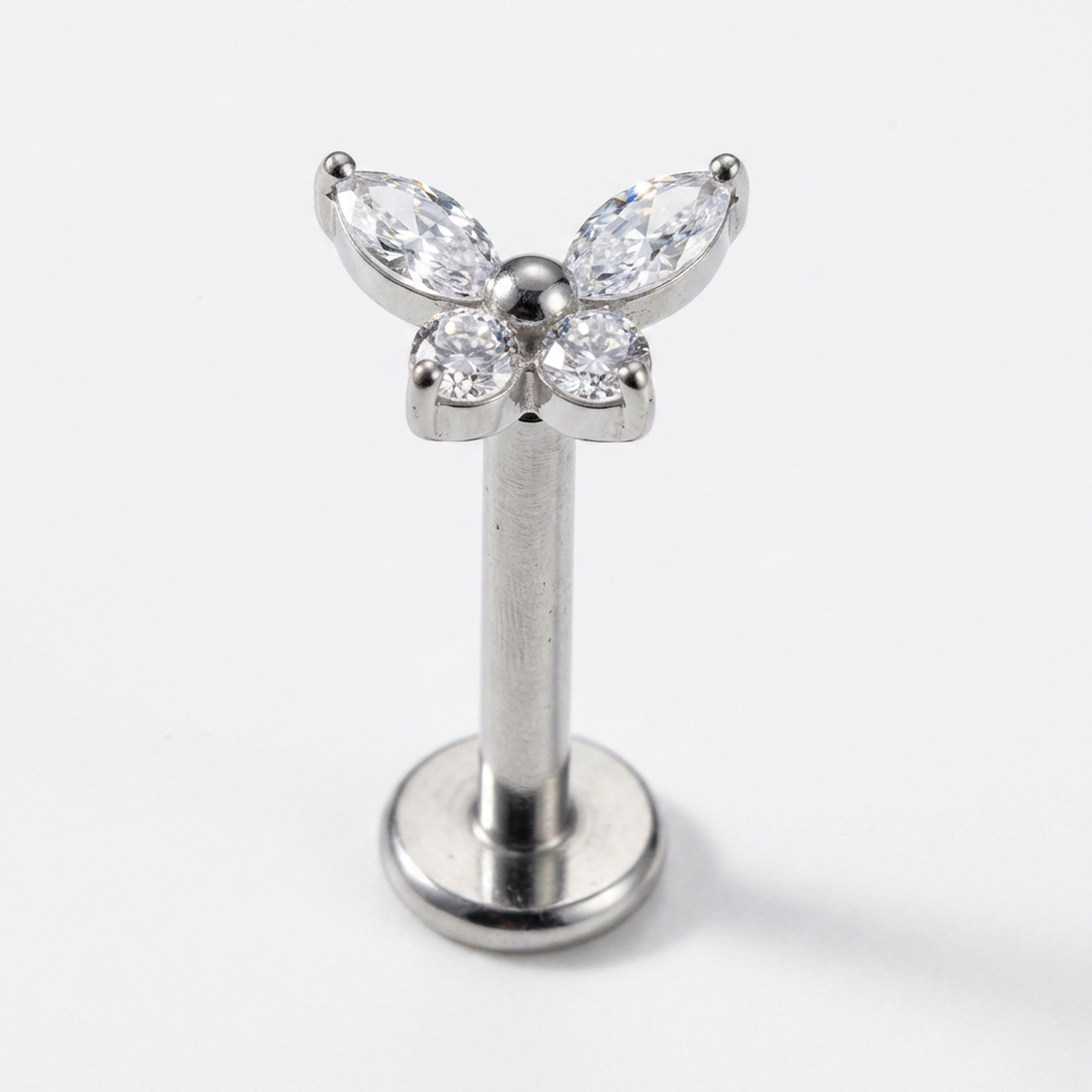 Piercing con farfallina di zirconi in Titanio G23- Piercing per Lobo, helix, forward helix, conch, flat, tragus
