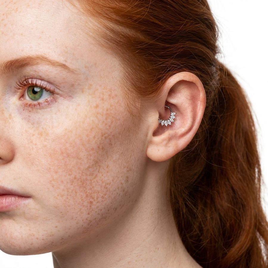 Piercing con zirconi in Titanio G23 - Perfetto per lobo, helix, daith, septum