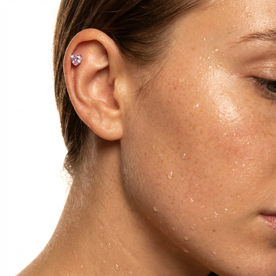 Piercing con cuore di zircone in Titanio G23- Piercing per Lobo, helix, conch, flat