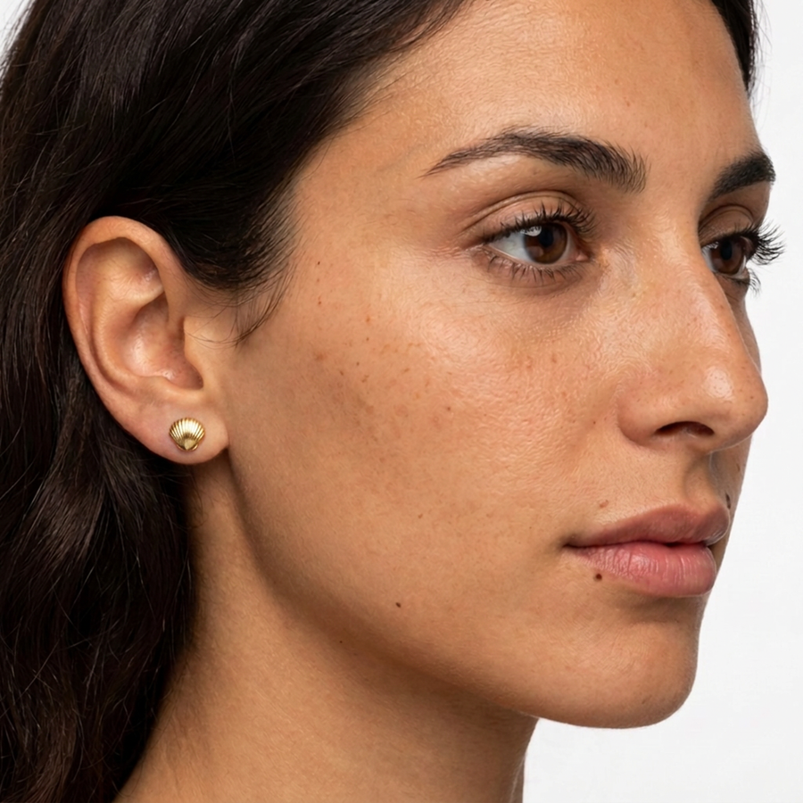 Clover-Piercing-Worn-on-Ear-2026-09-21-18-59-45-3d6396b4.png