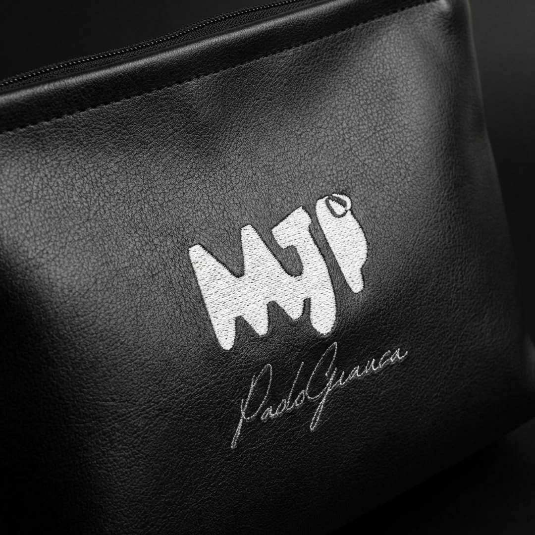 Pochette Nera in Ecopelle MJP con Firma Paolo Giausa – Elegante con Polsiera