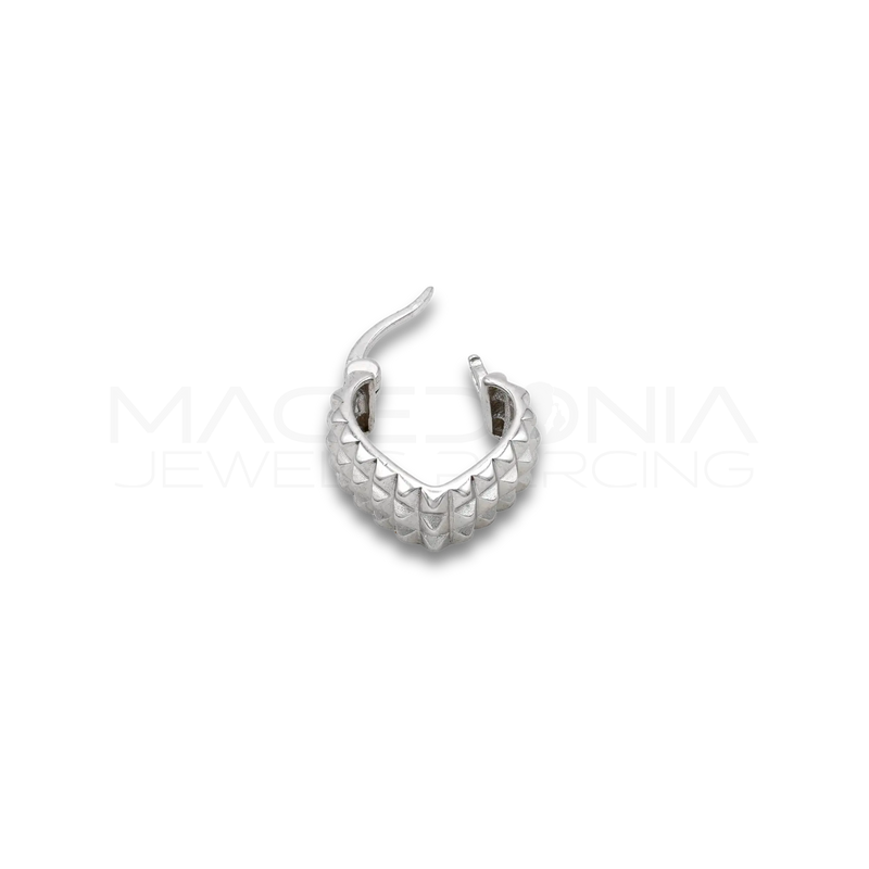 Orecchino Clicker in Argento 925 a Triangolo con Borchie