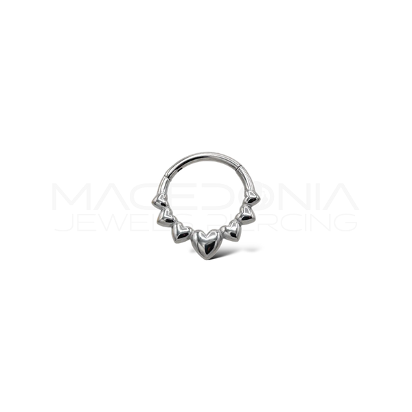 ORECCHINO A CERCHIO CON CORONA DI CUORI