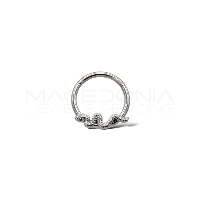 PIERCING A CERCHIO CON SERPENTE
