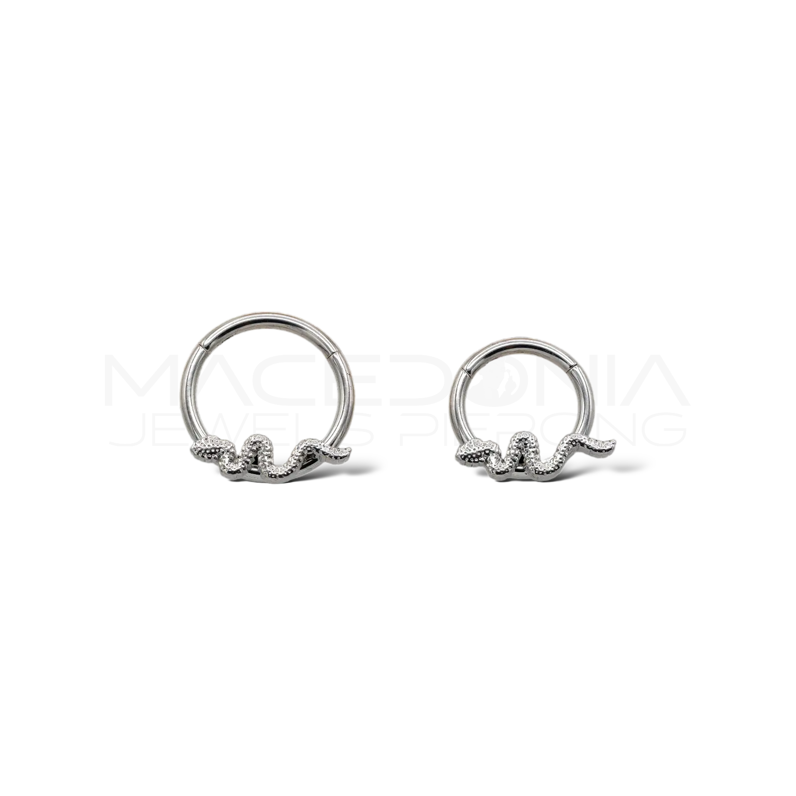 PIERCING A CERCHIO CON SERPENTE