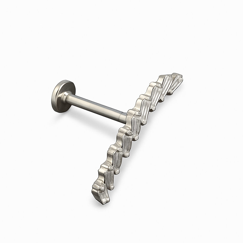 Orecchino Helix Curvo con Zirconi Baguette – Gioiello Cartilagine