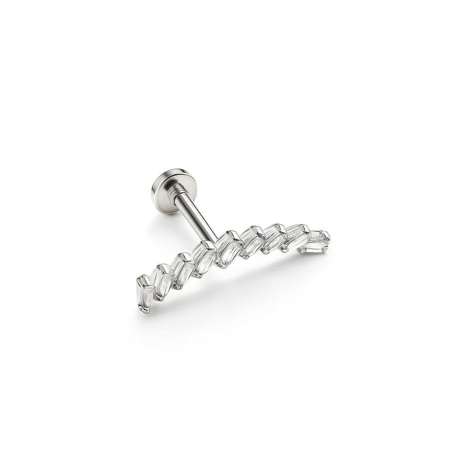 Orecchino Helix Curvo con Zirconi Baguette – Gioiello Cartilagine