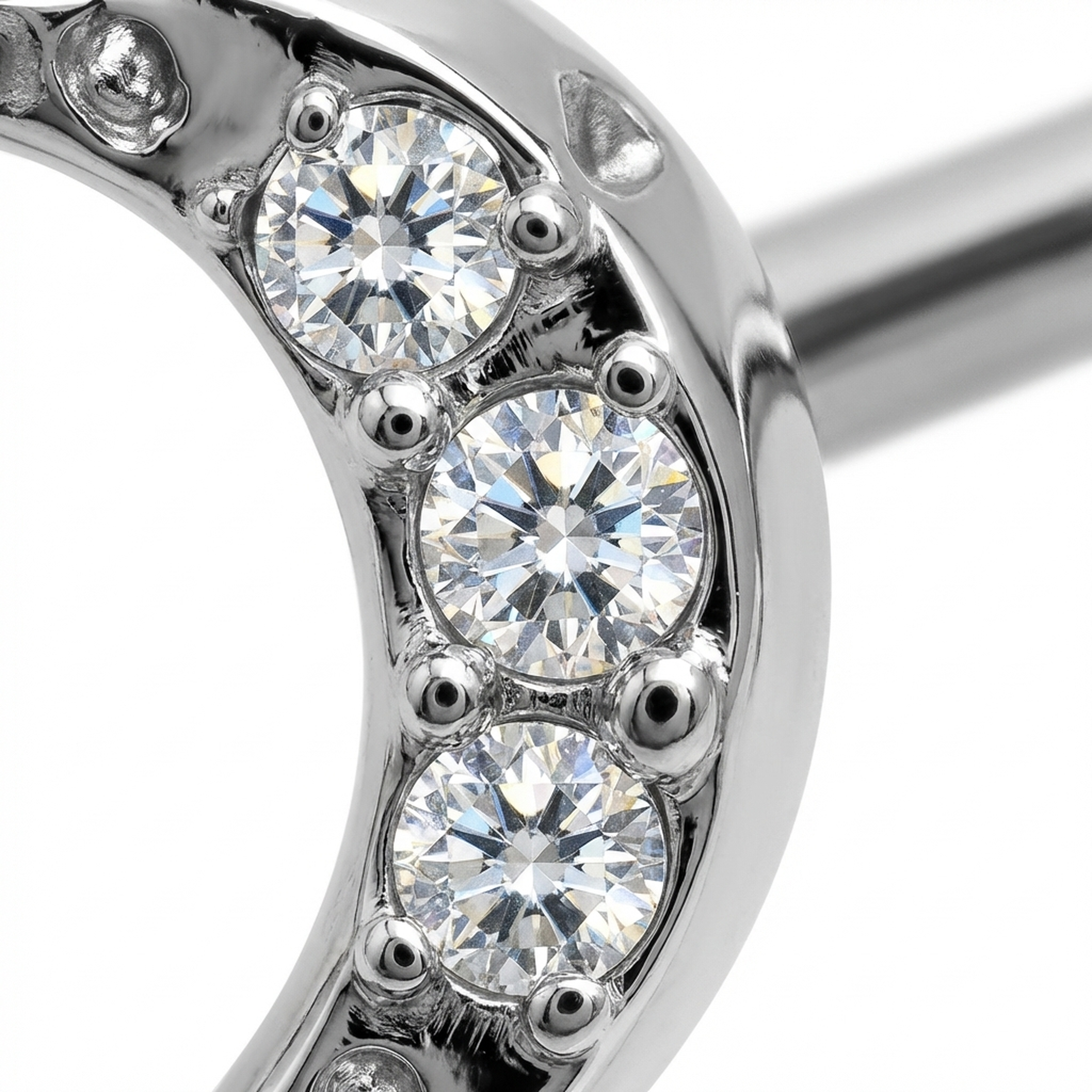 Piercing con luna di zirconi in Titanio G23- Piercing per naso
