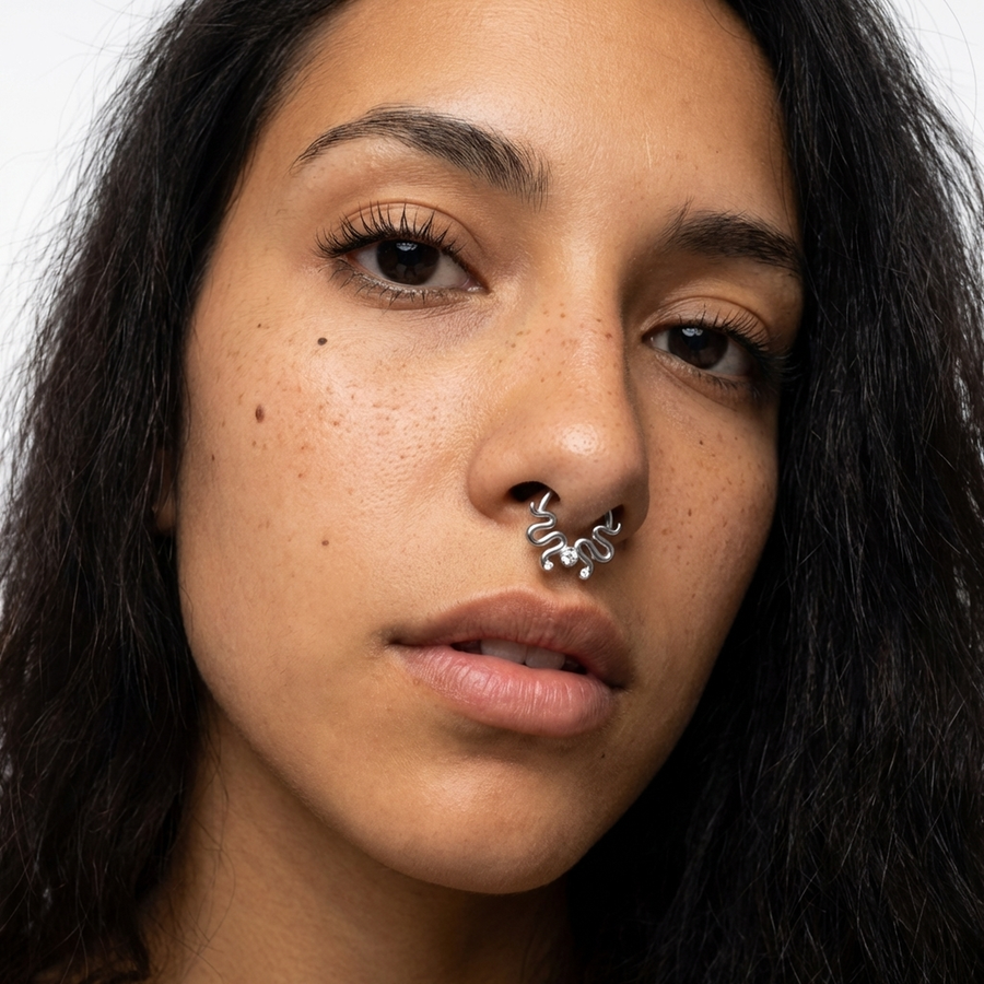Piercing con serpentini e zircone Titanio G23 - Piercing per Lobo, helix, daith, septum