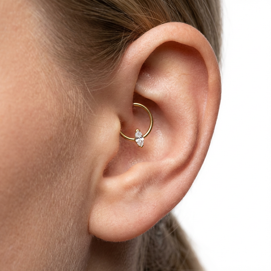 Piercing con zircone a goccia in Titanio G23 - Piercing per Lobo, helix, daith, septum