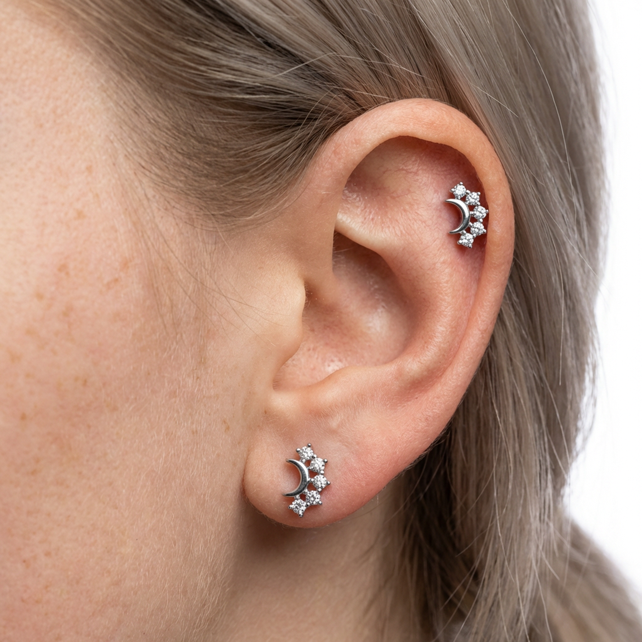 Piercing con mezza luna e zirconi in Titanio G23- Piercing per Lobo, helix, forward helix, conch, flat, tragus