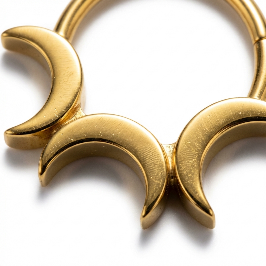 Piercing con tre mezze lune  in Titanio G23 - Piercing per Lobo, helix, daith, septum