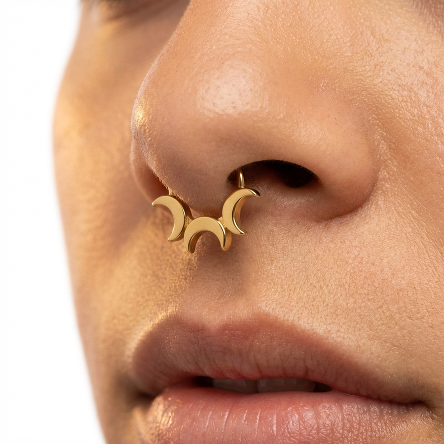 Piercing con tre mezze lune  in Titanio G23 - Piercing per Lobo, helix, daith, septum