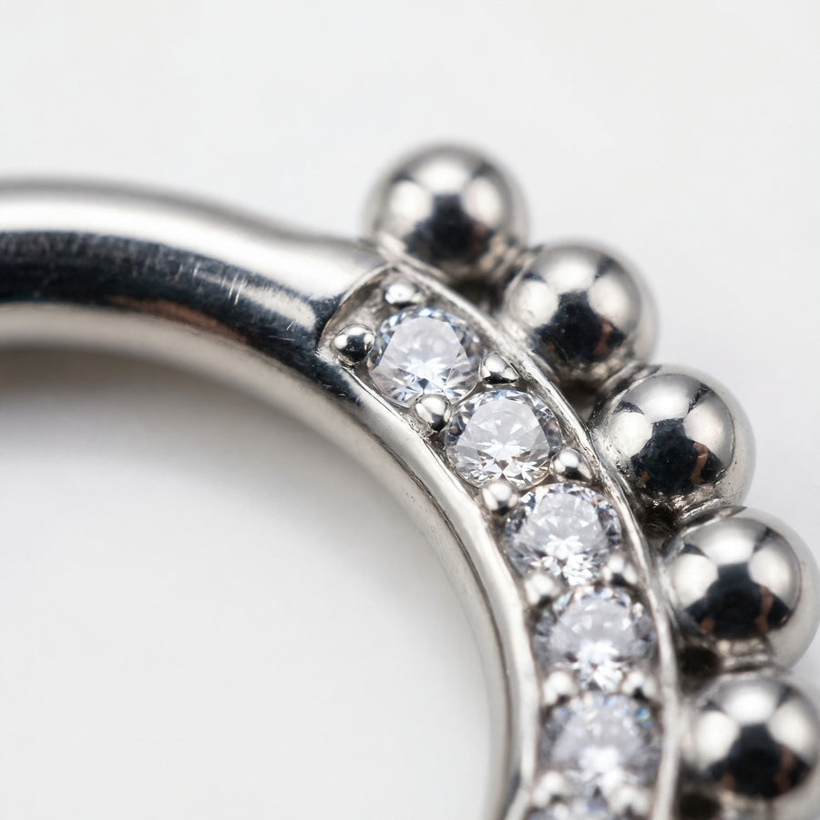 Piercing con zirconi e palline in Titanio G23 - Piercing per Lobo, helix, daith, septum