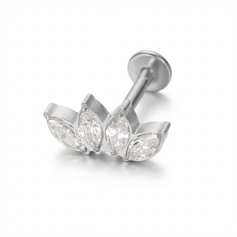 Piercing con quattro zirconi in Titanio G23- Piercing per Lobo, helix, forward helix, conch, flat, tragus