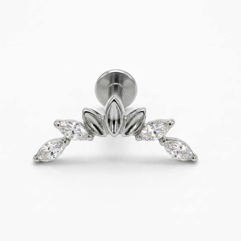 Piercing con foglie in Titanio G23- Piercing per Lobo, helix, conch, flat