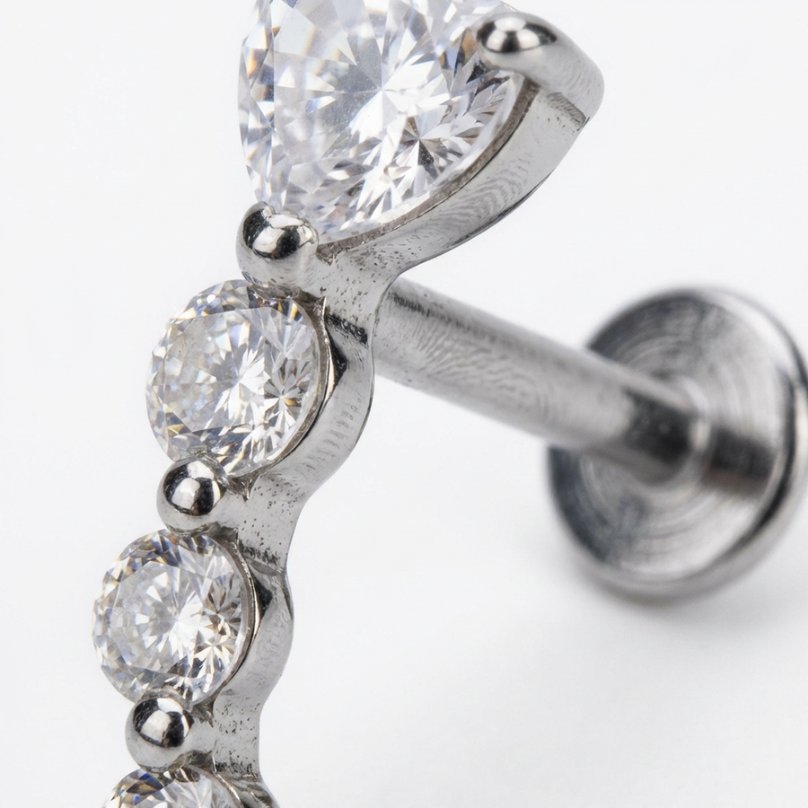 Piercing con zirconi in Titanio G23- Piercing per Lobo, helix, forward helix, conch, flat, tragus
