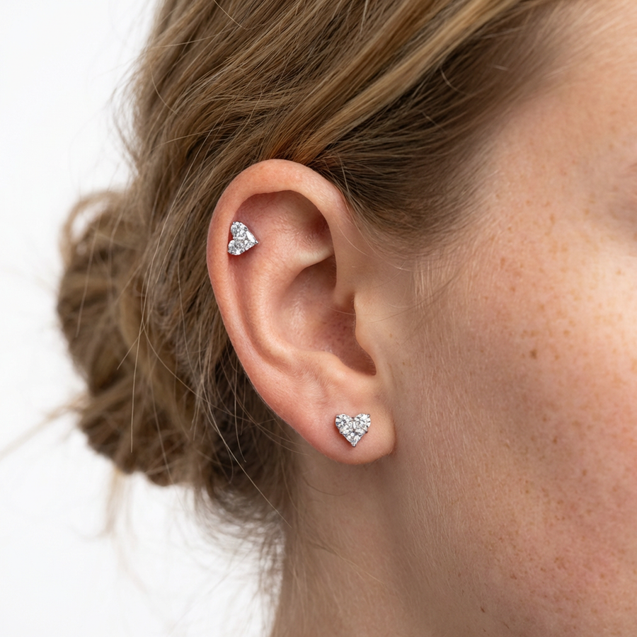 Piercing con cuore di zirconi in Titanio G23- Piercing per Lobo, helix, forward helix, conch, flat, tragus