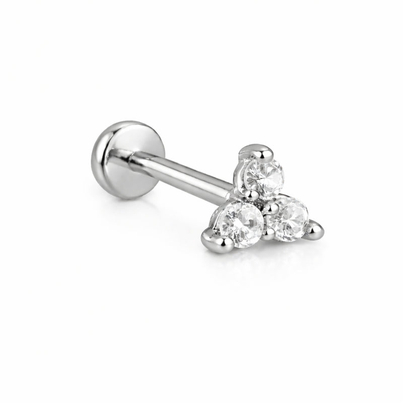 Orecchino Cartilagine con 3 Zirconi – Elegante, Brillante, Unisex